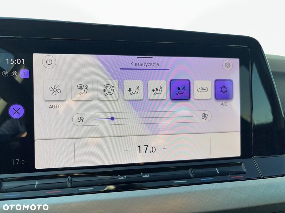 Volkswagen Golf - 22