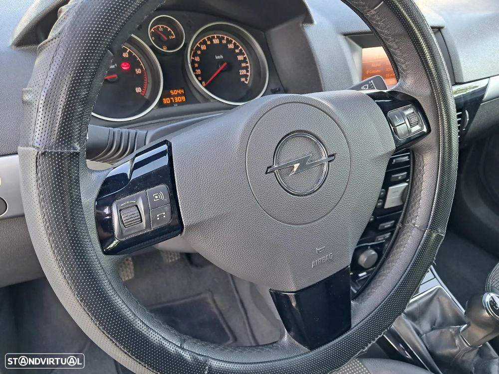 Opel Astra 1.7 CDTi Cosmo ecoFLEX - 24