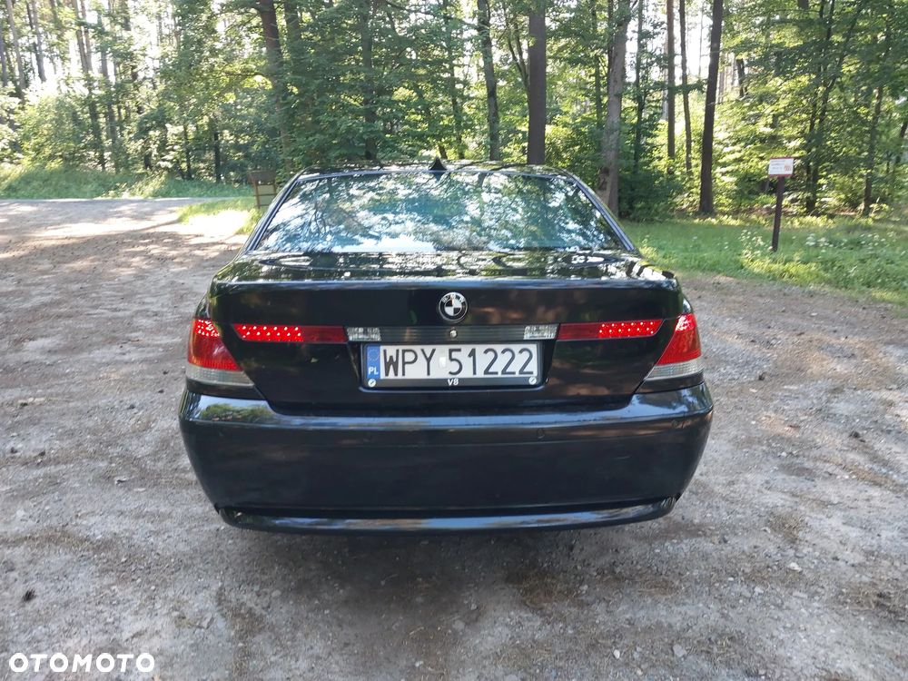 BMW Seria 7 - 8