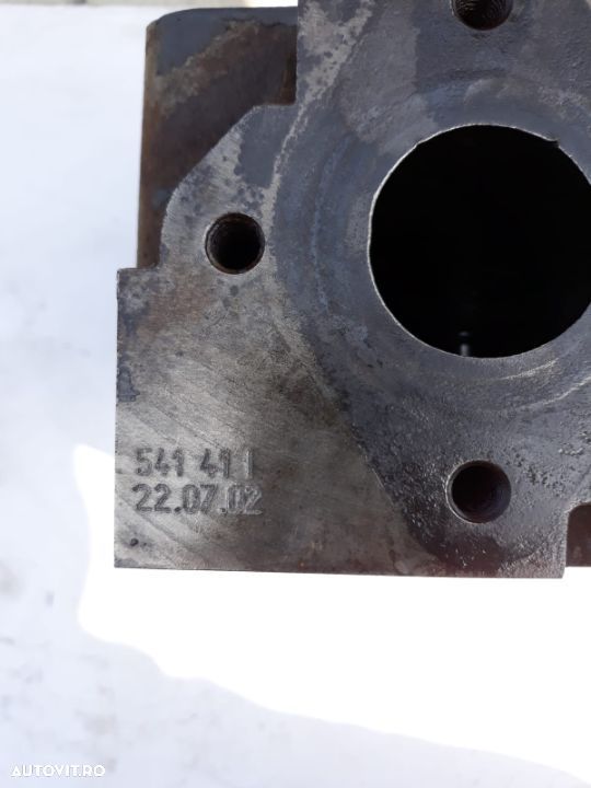 Chiuloasa Mercedes Actros motor V6 440 - 5