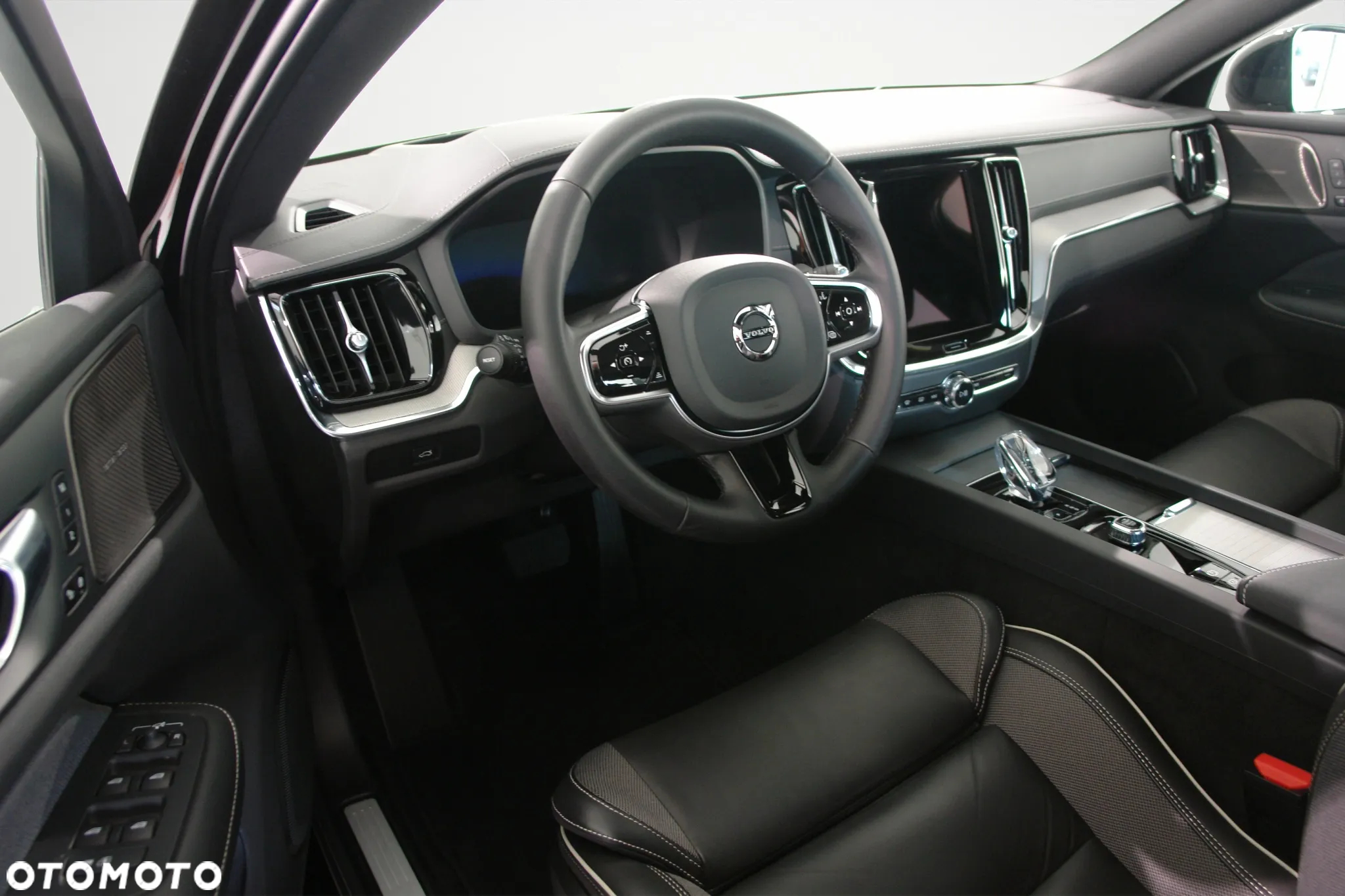 Volvo S60 B5 B AWD Ultimate Dark - 8