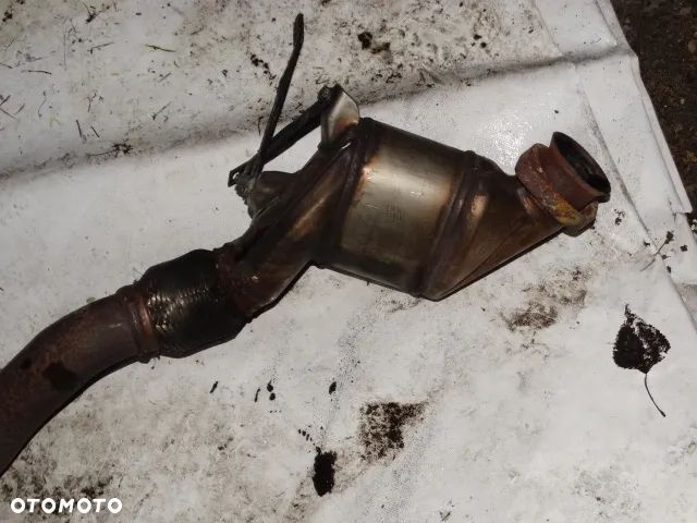 BMW E46 320d 150ps 2x Katalizator Tłumik Wydech kpl 7786349 7787592 2246932 - 7