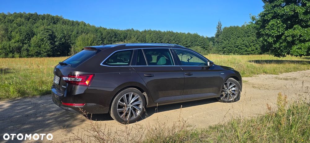 Skoda Superb 2.0 TDI L&K DSG - 13