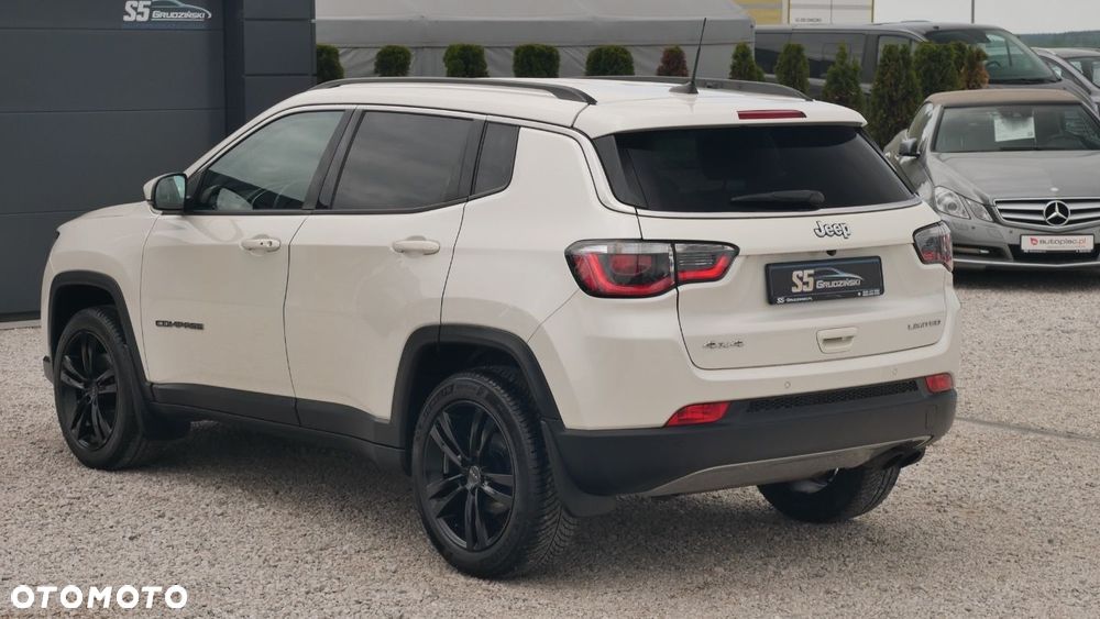 Jeep Compass - 8