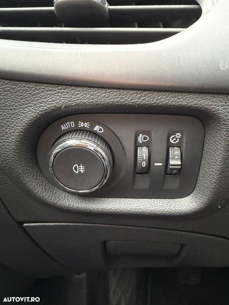 Opel Astra 1.6 D Start/Stop Business - 16