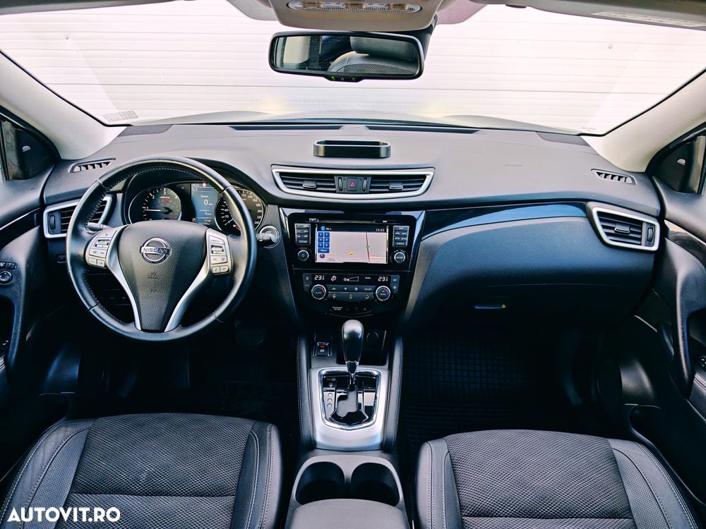 Nissan Qashqai 1.6 DCI Xtronic TEKNA - 4