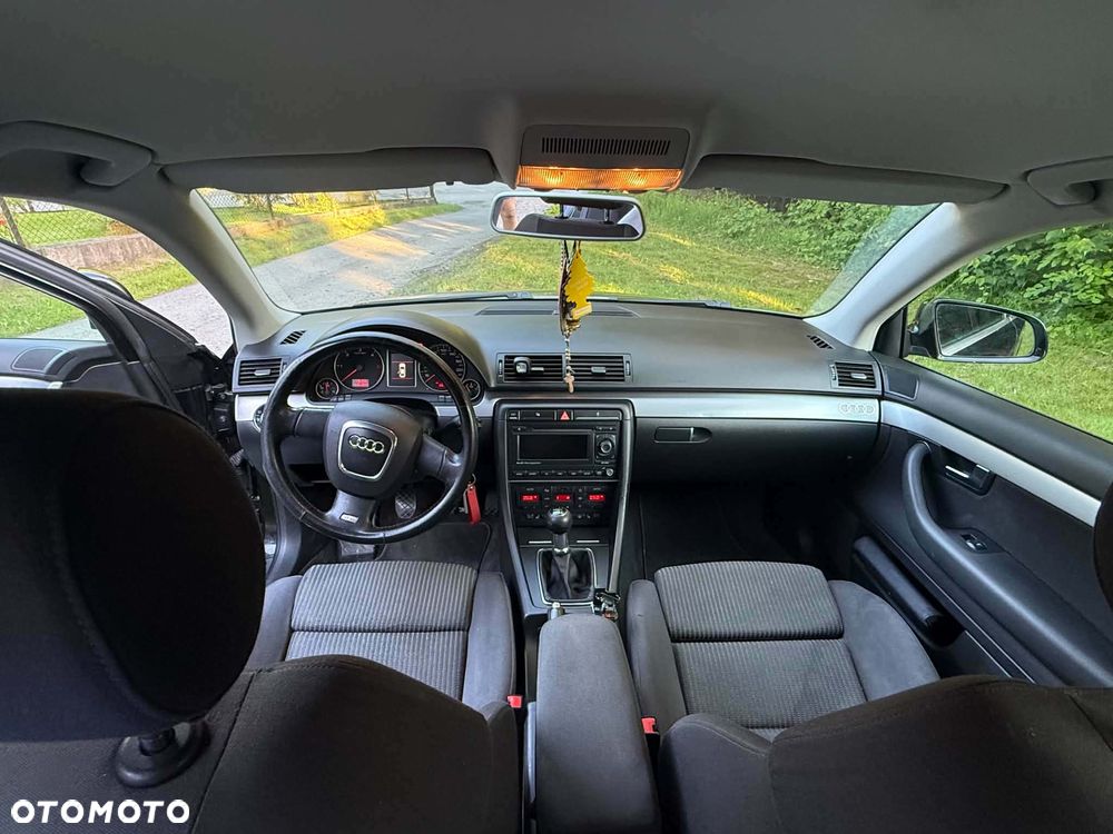 Audi A4 Avant 2.0 TDI - 15