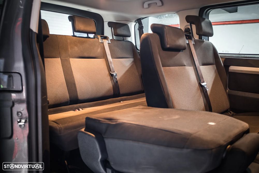 Peugeot Traveller 1.5 BlueHDi L2H1 Allure Standard - 11