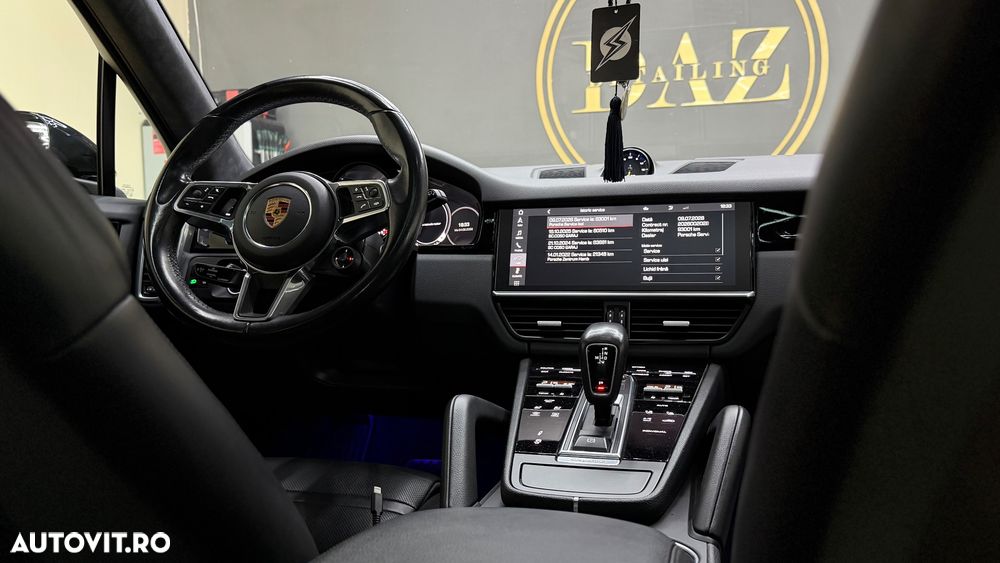 Porsche Cayenne Tiptronic S Platinum Edition - 6