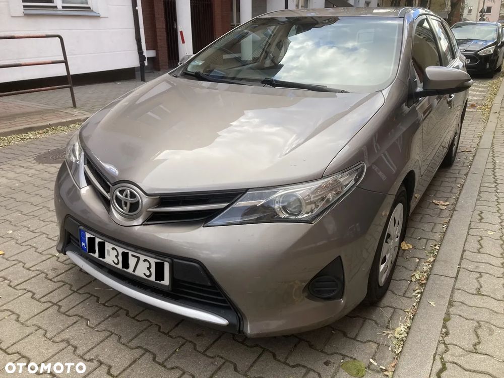 Toyota Auris 1.4 D-4D Comfort - 4