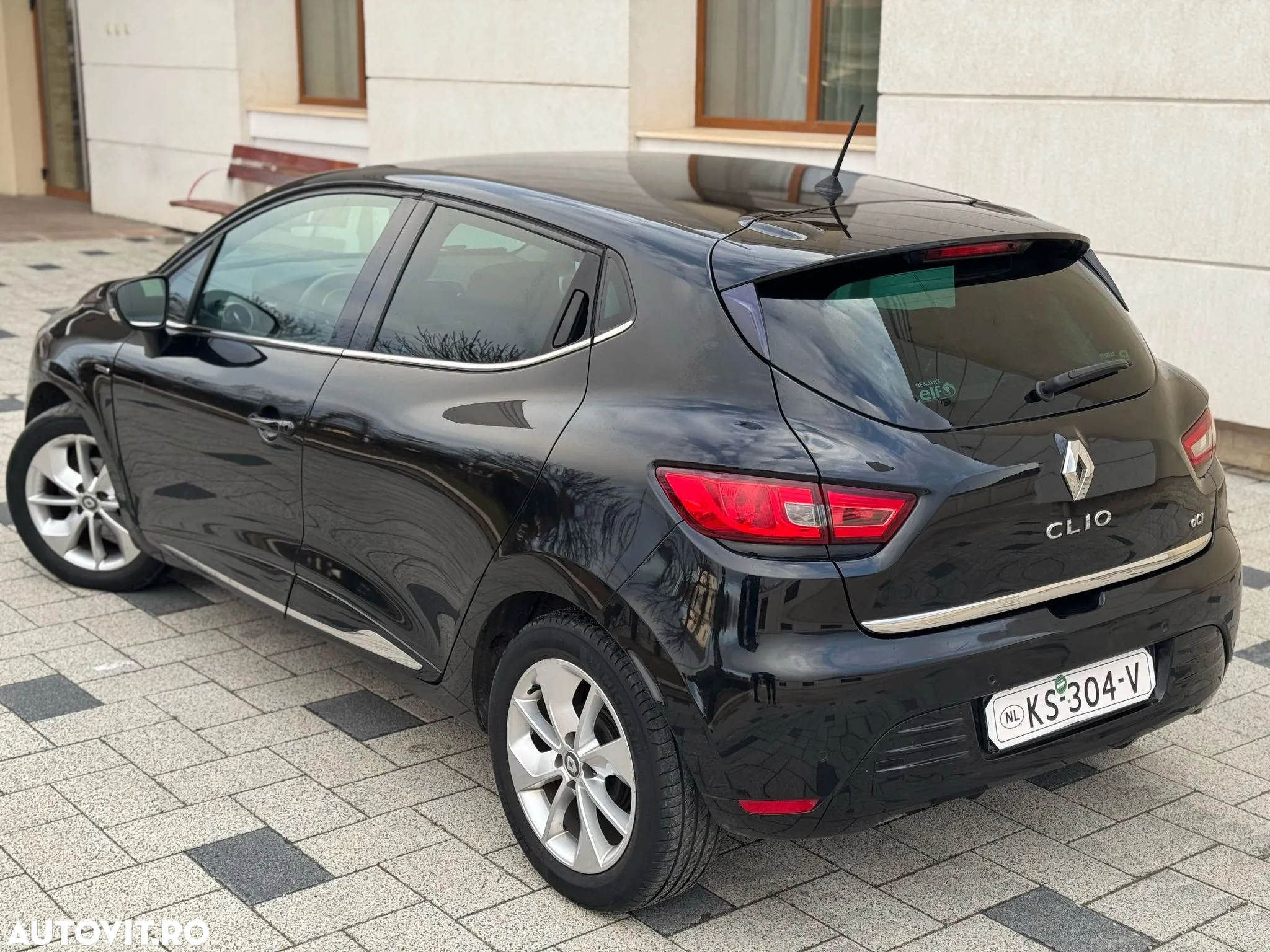 Renault Clio (Energy) dCi 90 Start & Stop LIMITED - 9