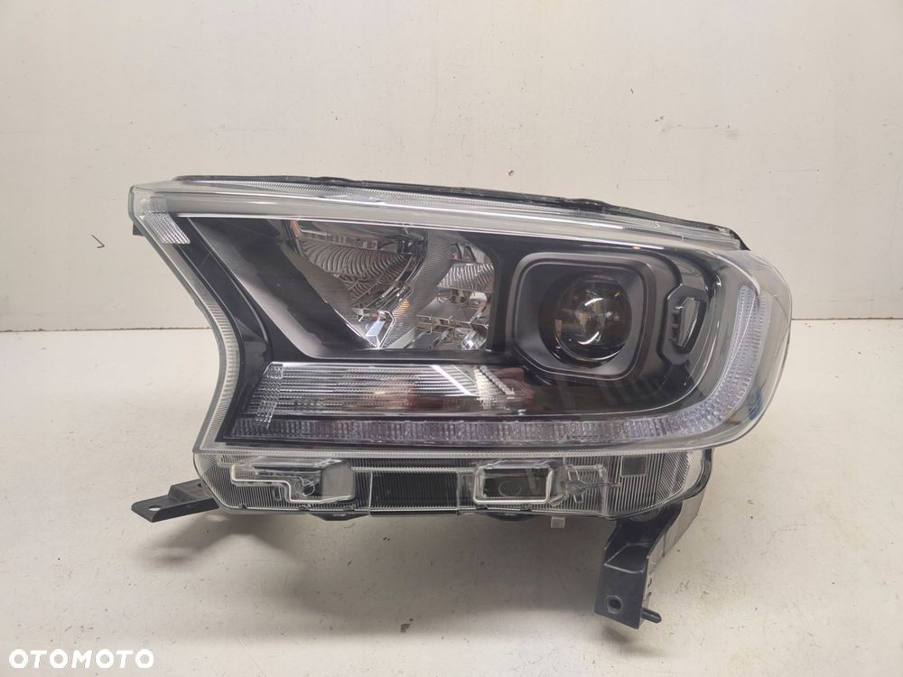 ford ranger iii lift full led lampa lewy przód - 1