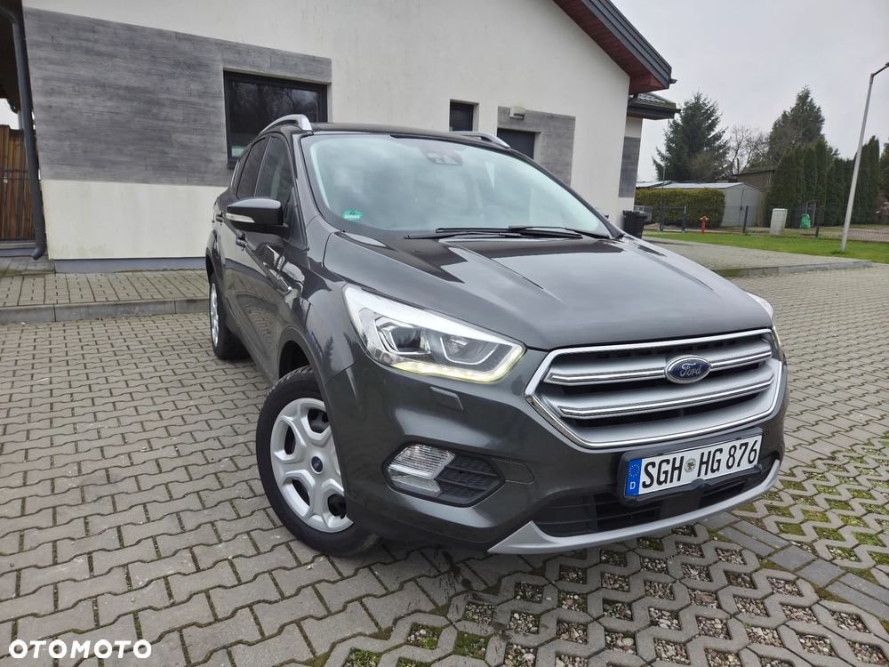 Ford Kuga - 2