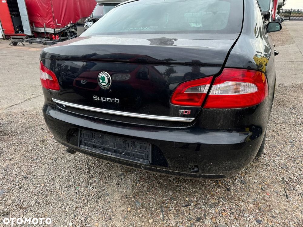 Skoda Superb II tył kompletny LIFTBACK - 1