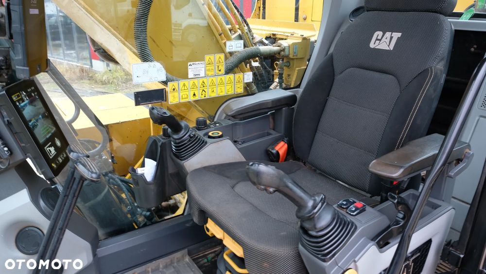 Caterpillar 320 2D ADVANSE JAPAN MODEL 2020R - 10