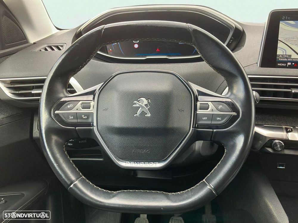 Peugeot 3008 1.2 PureTech Allure - 11
