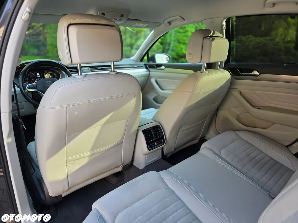 Volkswagen Passat 2.0 TSI 4Mot Elegance DSG - 31