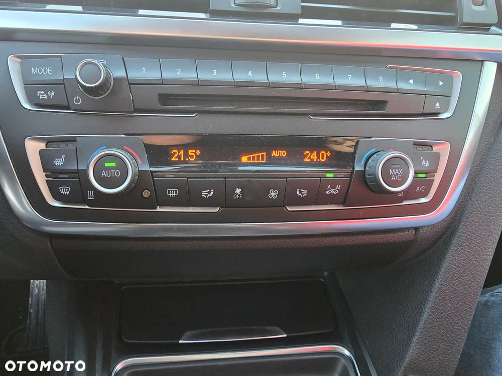 BMW 3GT 318d Luxury Line - 19