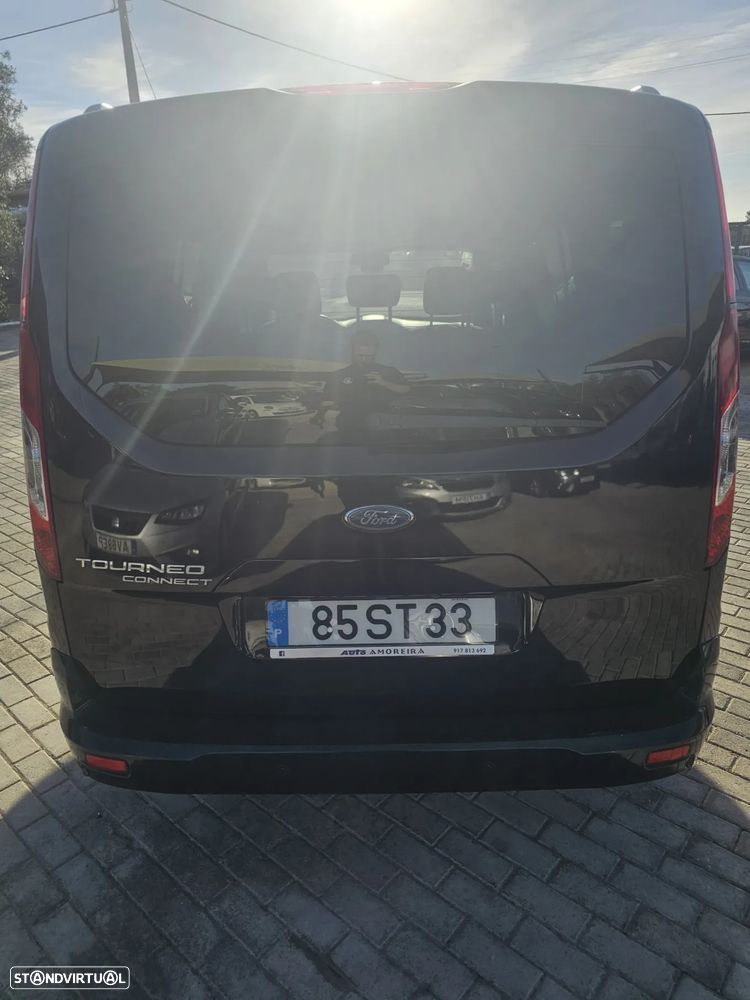 Ford Tourneo Connect - 4