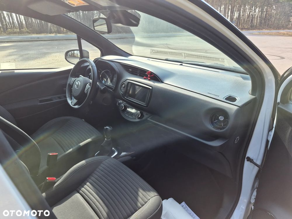 Toyota Yaris 1.5 Selection - 5