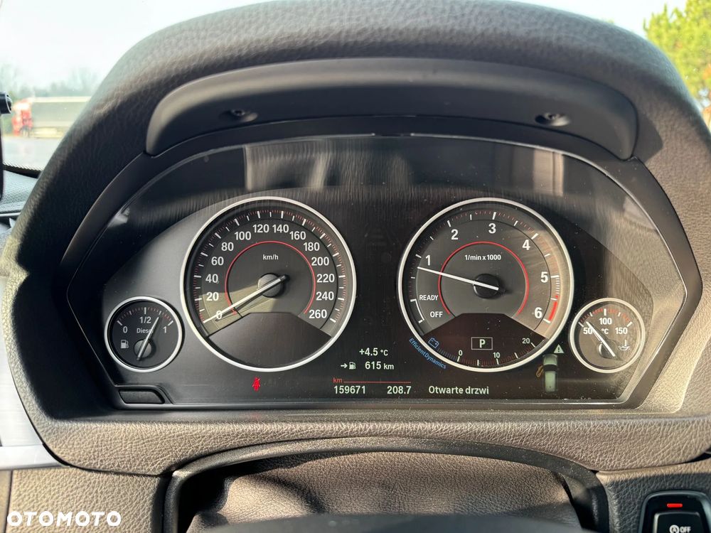 BMW Seria 3 320d Sport Line - 20