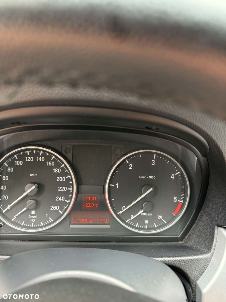 BMW Seria 3 318d - 8