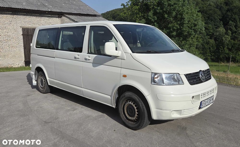 Volkswagen Transporter - 1