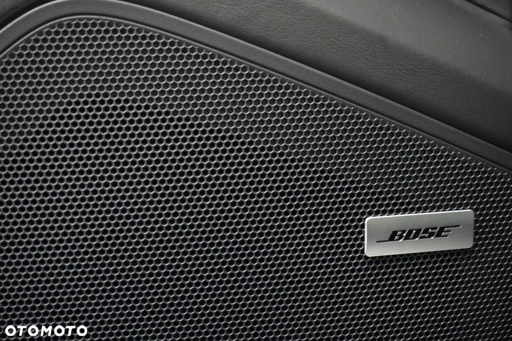 Porsche Cayenne - 31