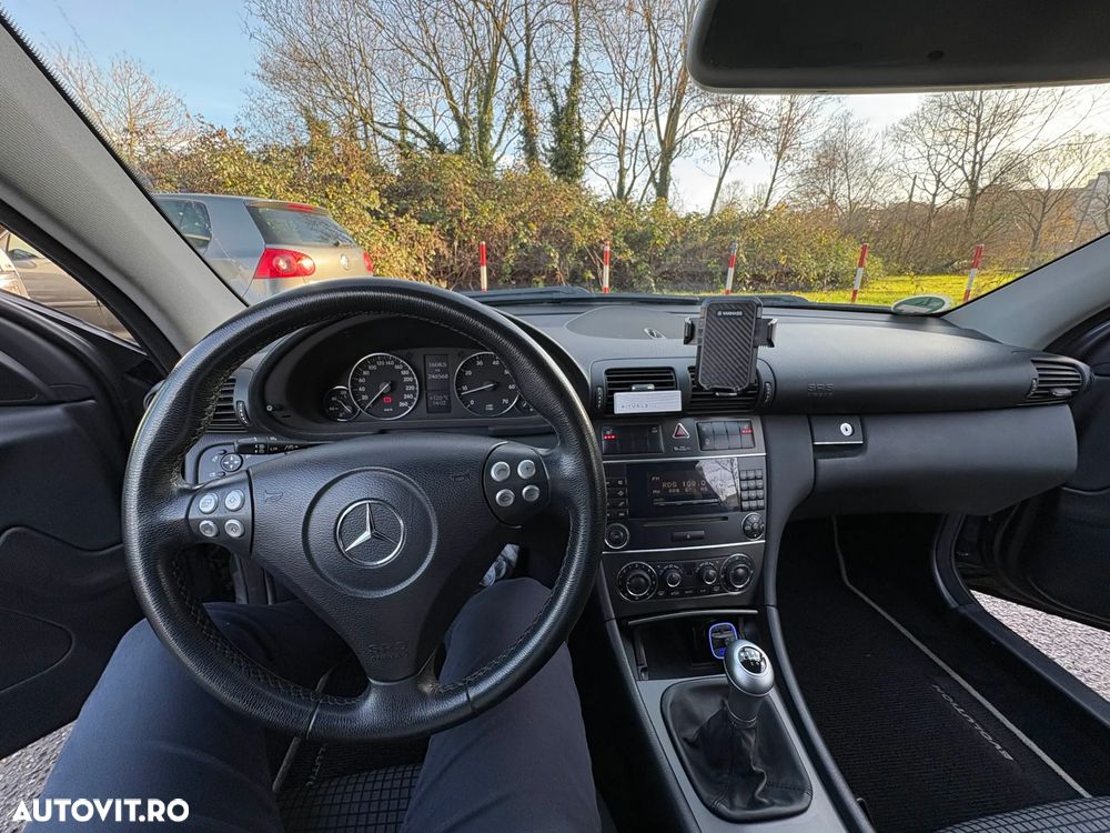 Mercedes-Benz C 180 K Sportcoupe - 13