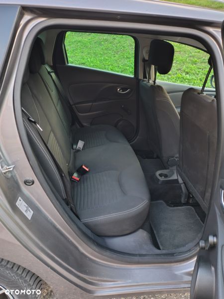 Renault Clio - 6