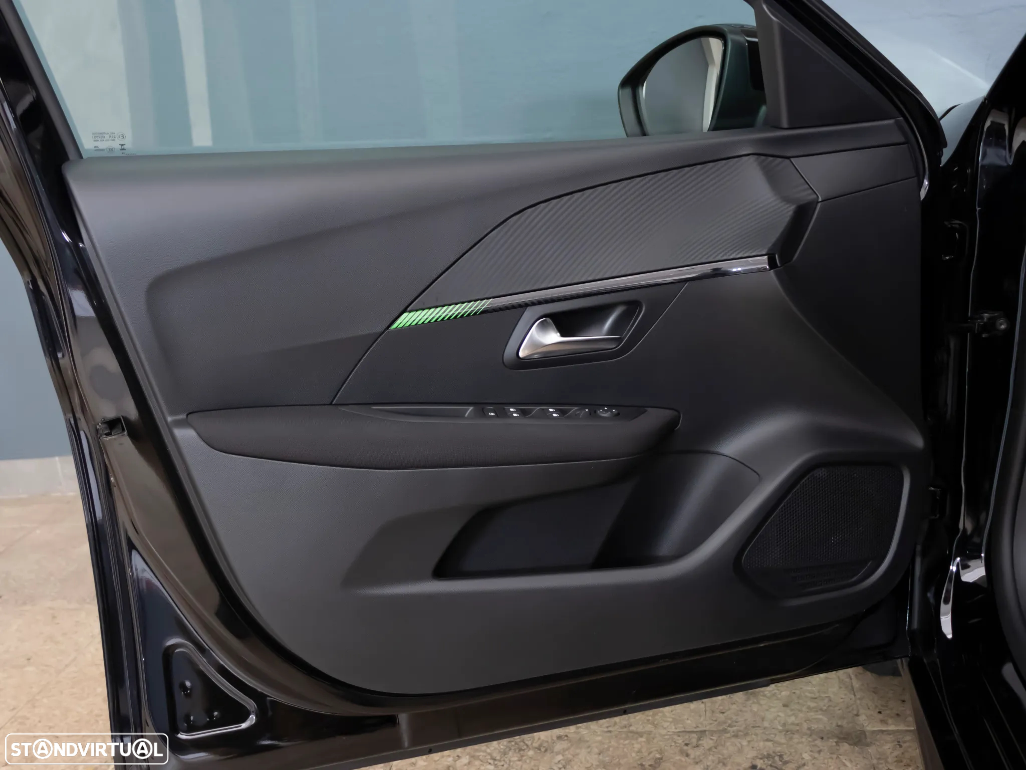 Peugeot 208 1.2 PureTech Active - 14