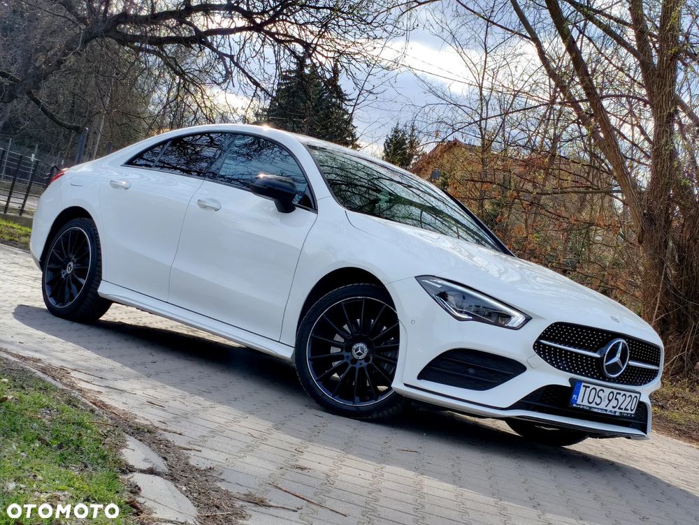 Mercedes-Benz CLA 250 E AMG Line 8G-DCT - 34