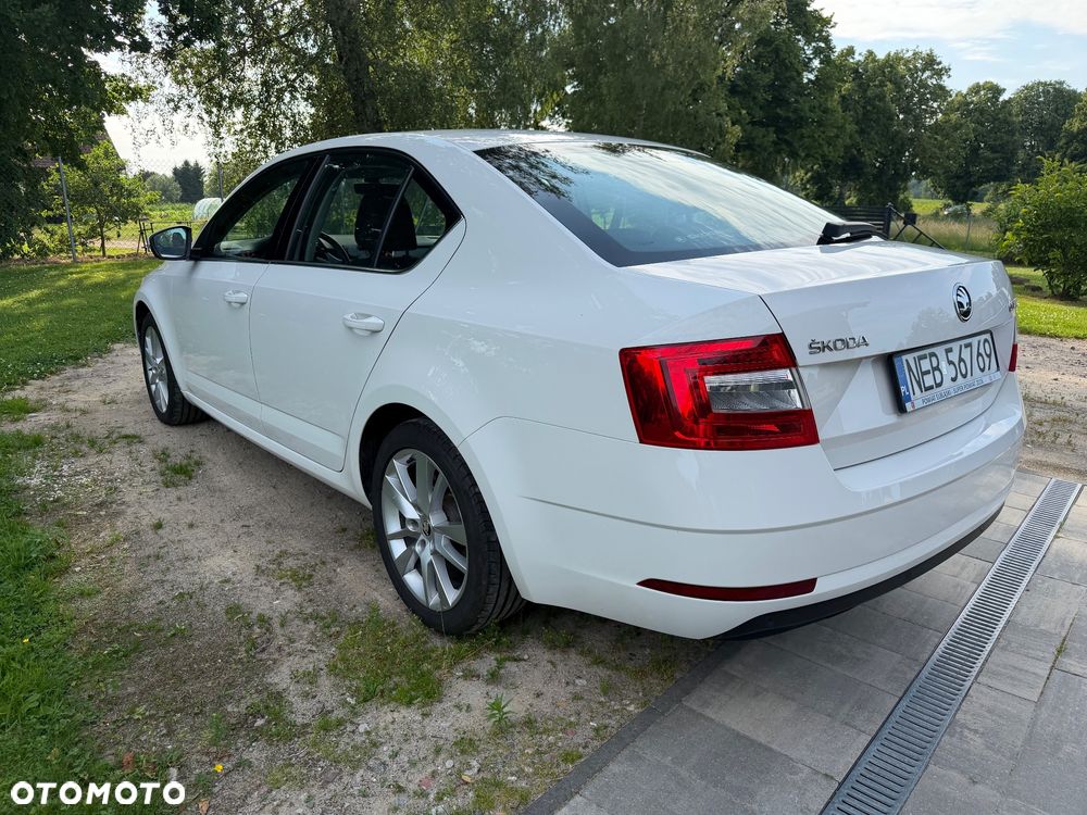 Skoda Octavia 2.0 TDI Style - 4