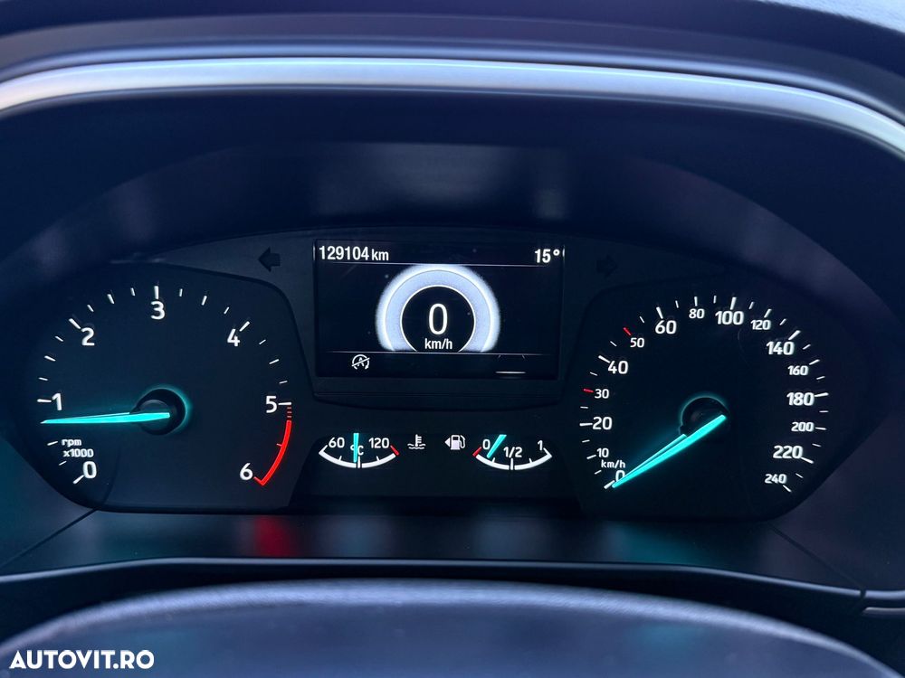 Ford Focus 1.5 EcoBlue Connected - 13