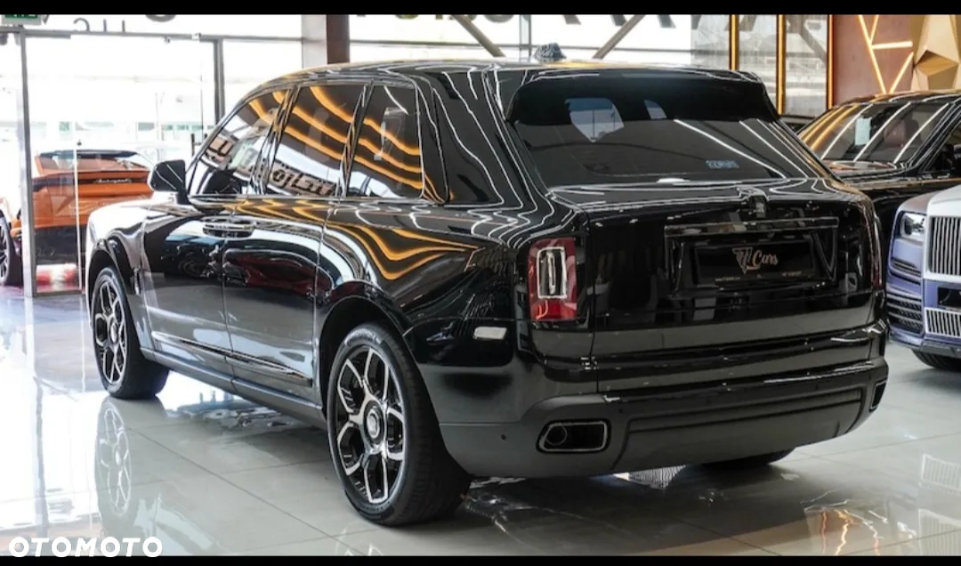 Rolls-Royce Cullinan Black Badge - 17