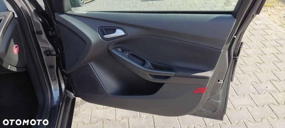 Ford Focus 1.0 EcoBoost Edition - 24
