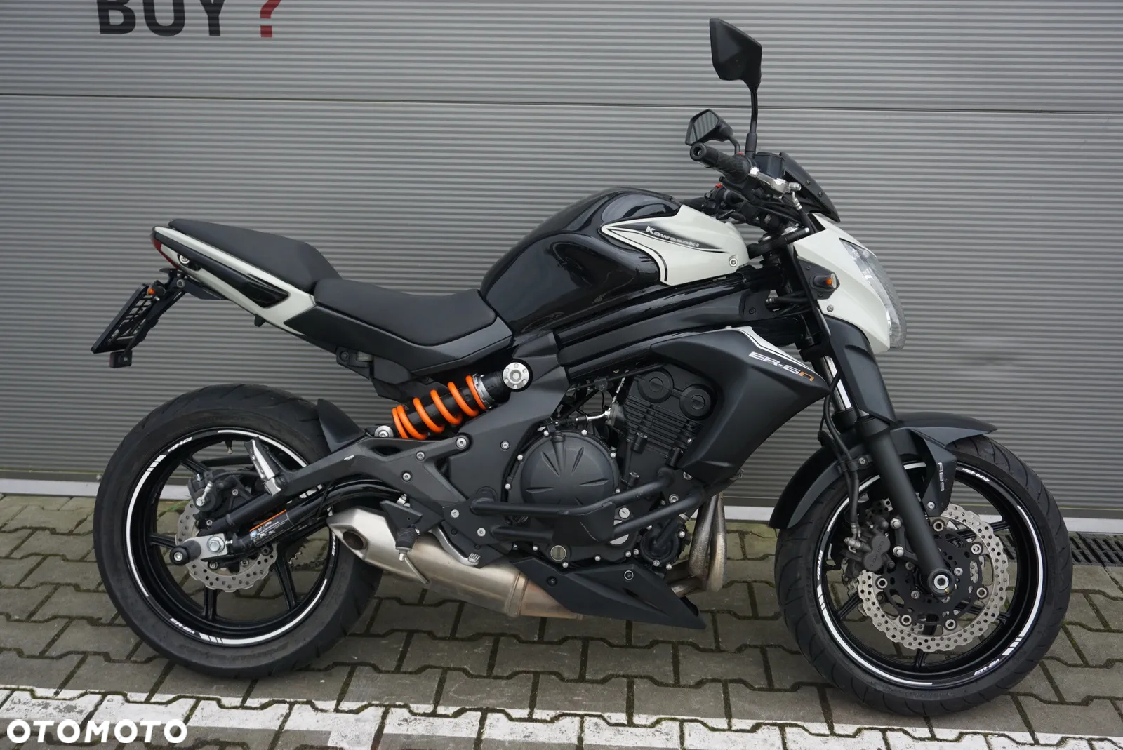 Kawasaki ER - 2