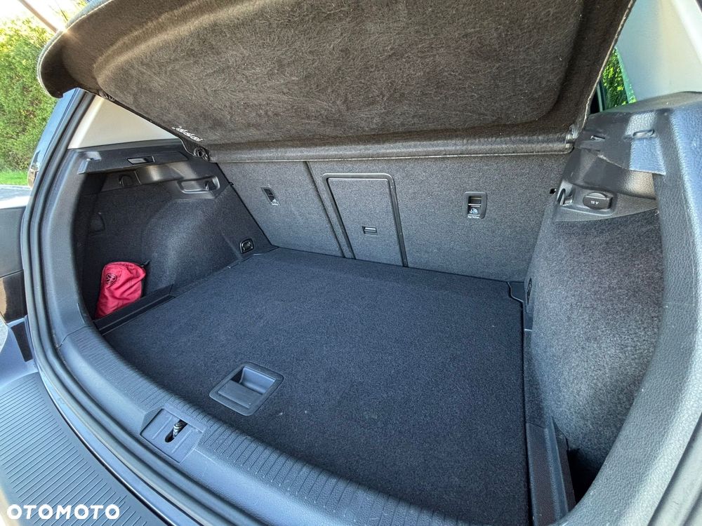 Volkswagen Golf 1.4 TSI Style - 26