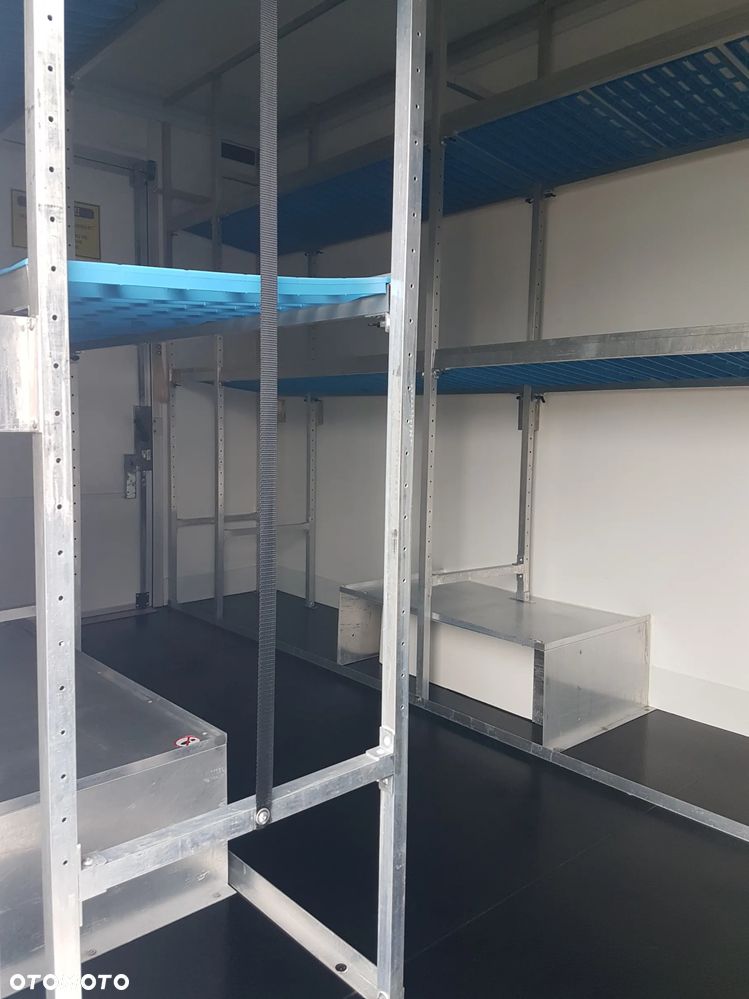 Iveco DAILY KONTENER NISKOPODŁOGOWY 4,44x2,23x2,42 SKLEP FOODTRUCK BAR KLIMA KONIOWÓZ KAMPER - 35