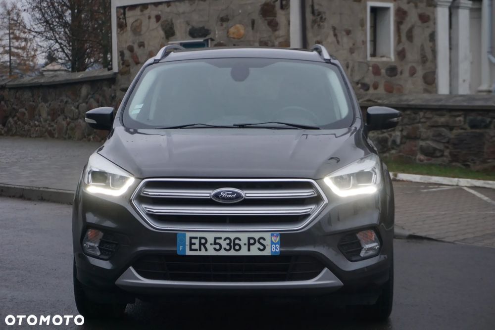 Ford Kuga 2.0 TDCi 2x4 Titanium - 6