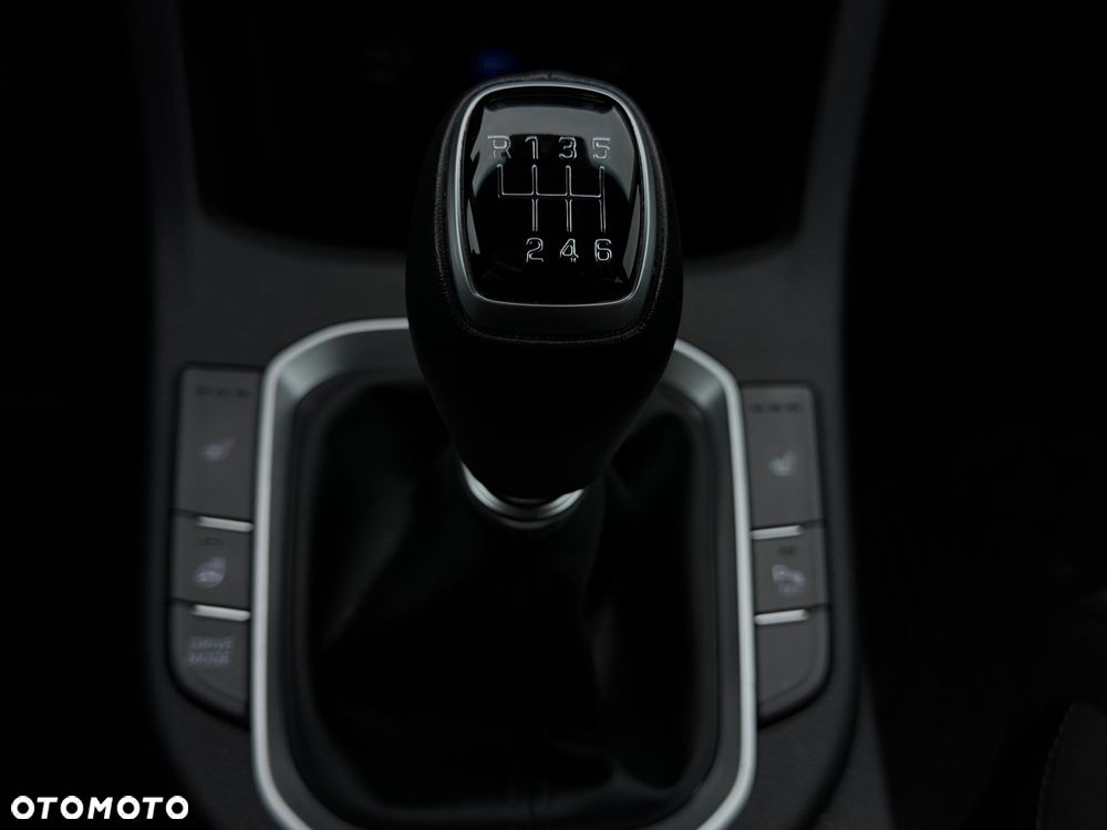 Hyundai i30 1.5 T-GDI 48V Premium - 24