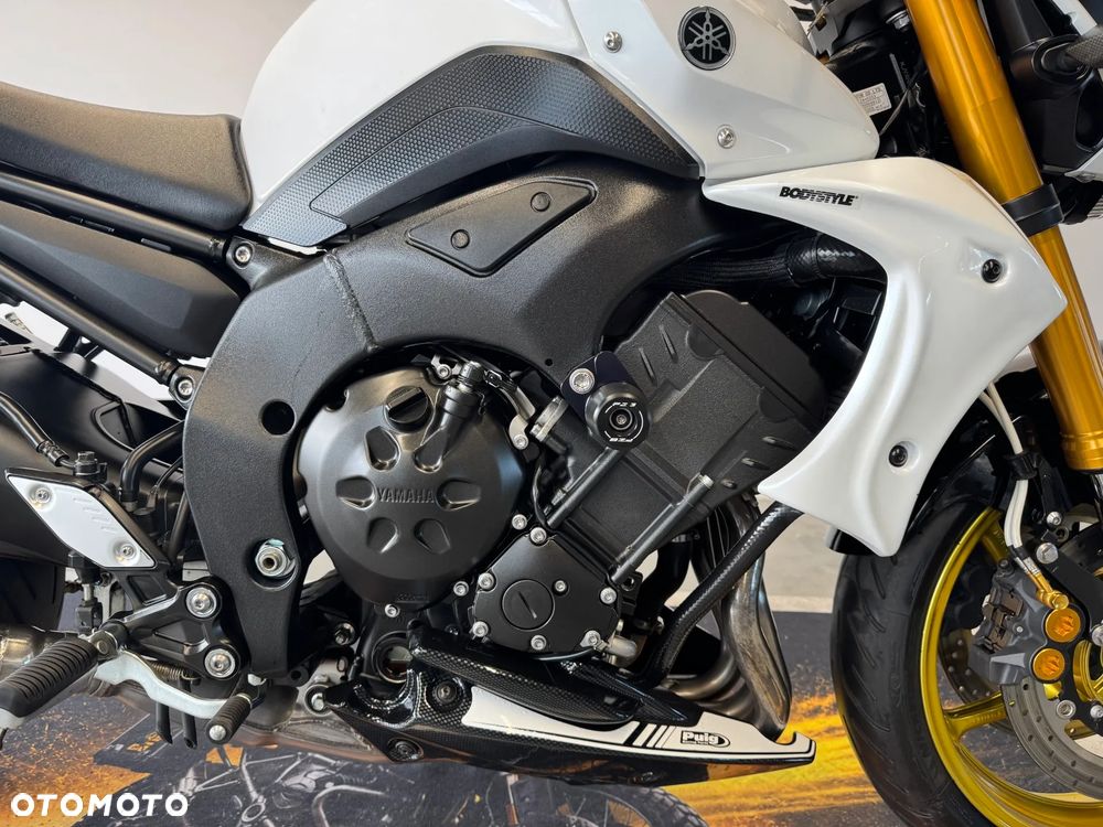 Yamaha FZ8 - 13