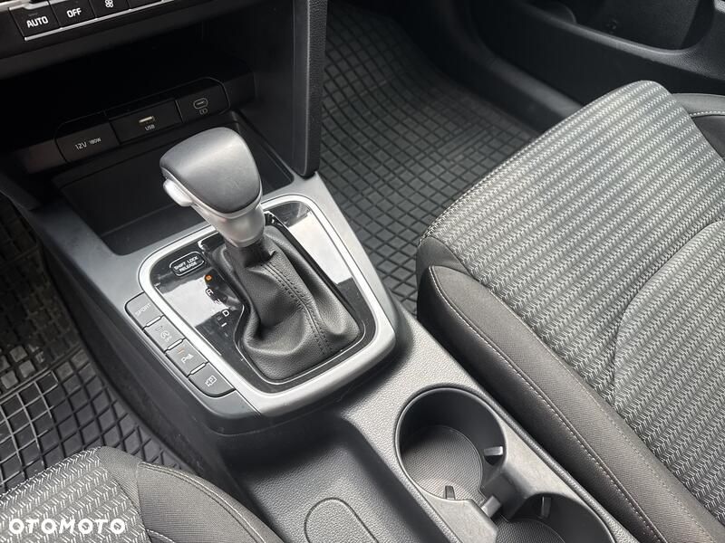 Kia Ceed 1.5 T-GDI M DCT - 16