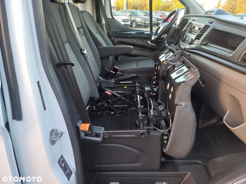 Ford Transit Custom - 22