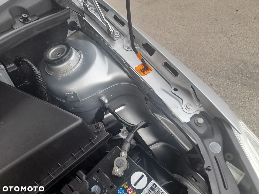 Skoda Fabia 1.2 HTP Elegance - 17