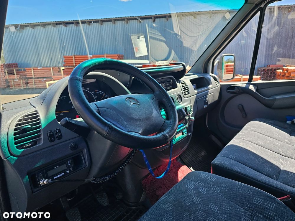 Mercedes-Benz SPRINTER - 9