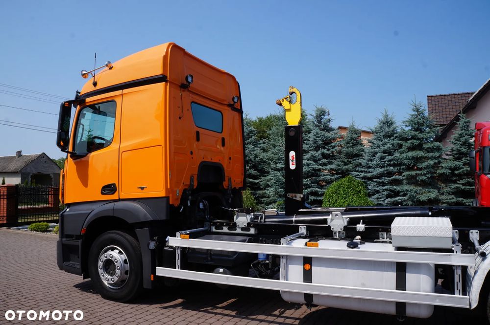Mercedes-Benz ACTROS 2548 6X2 HAKOWIEC HYVA 20-60 S OŚ SKRĘTNA I PODNOSZONA - 7