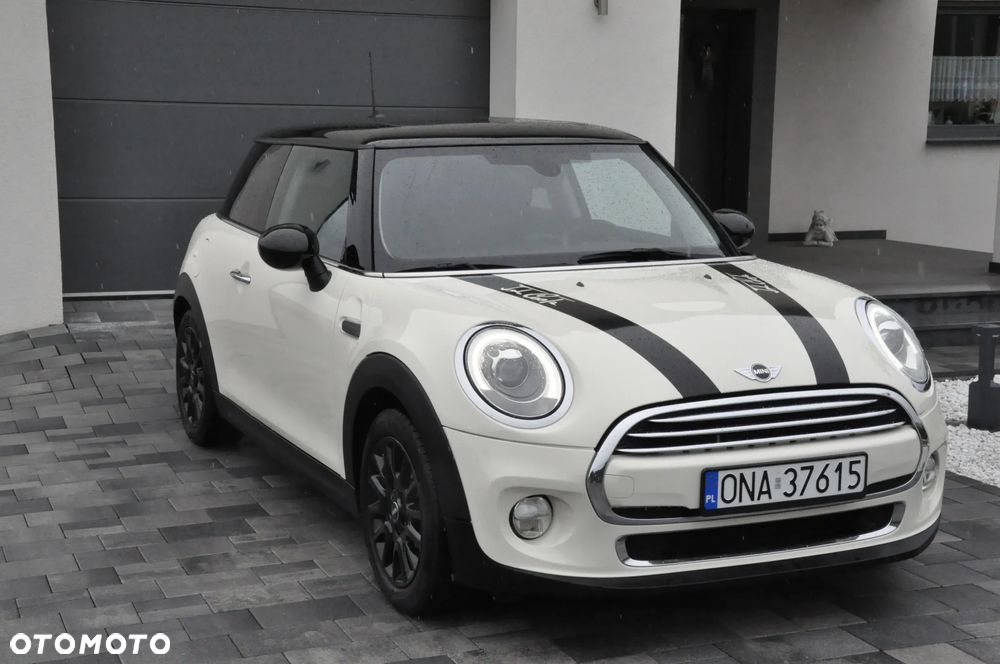 MINI Cooper John Works Trim - 5