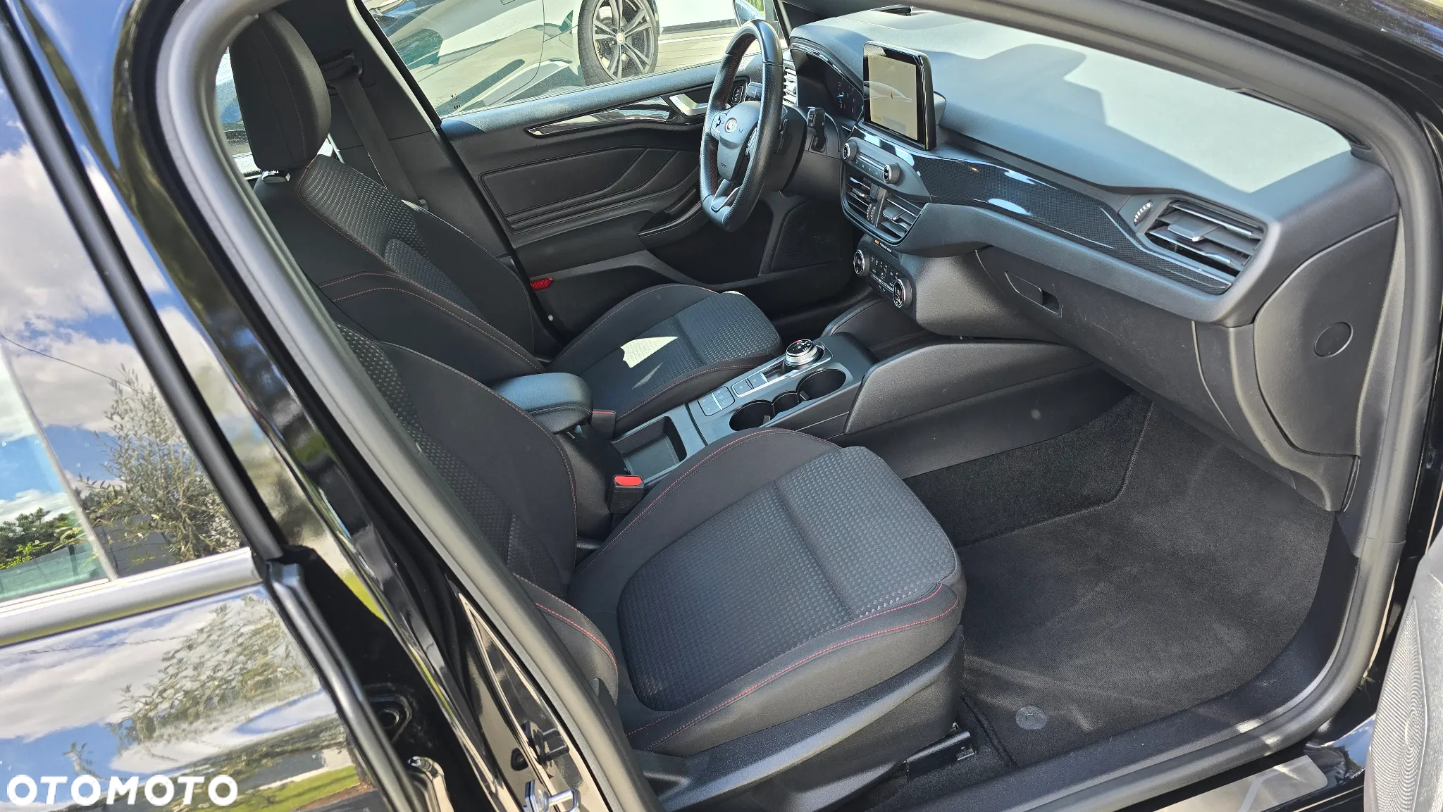 Ford Focus - 24