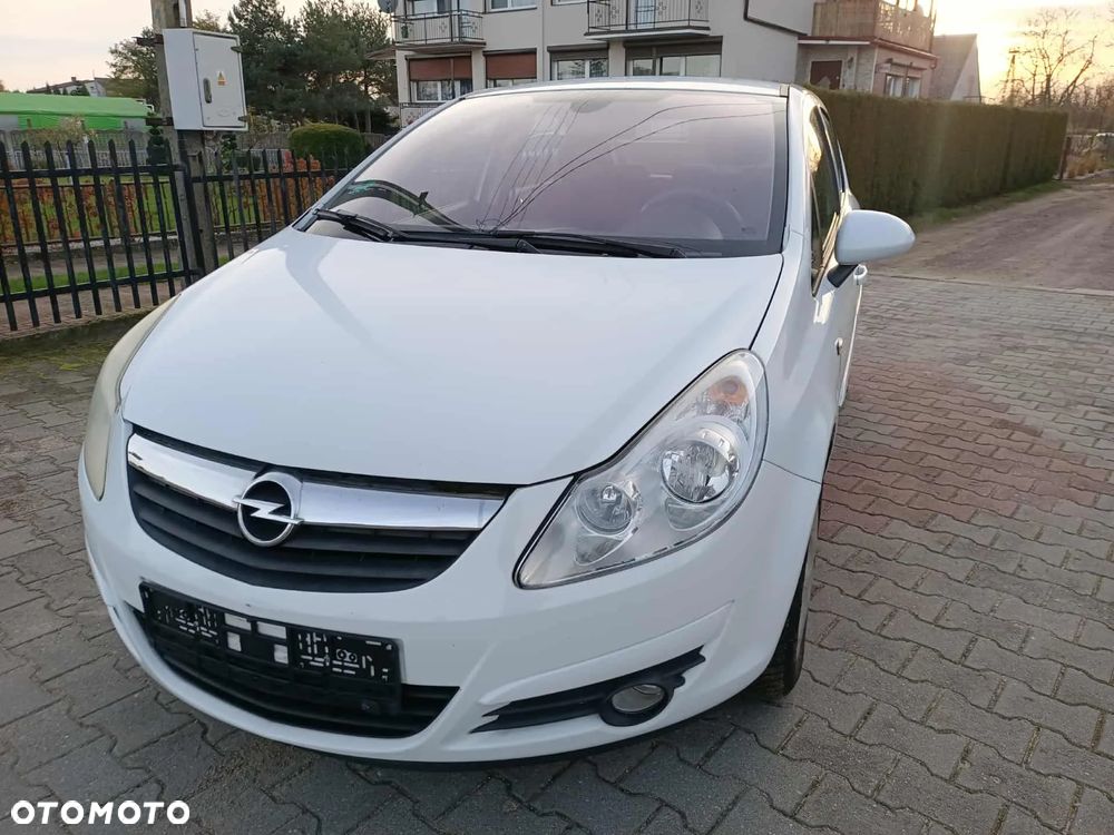 Opel Corsa - 2